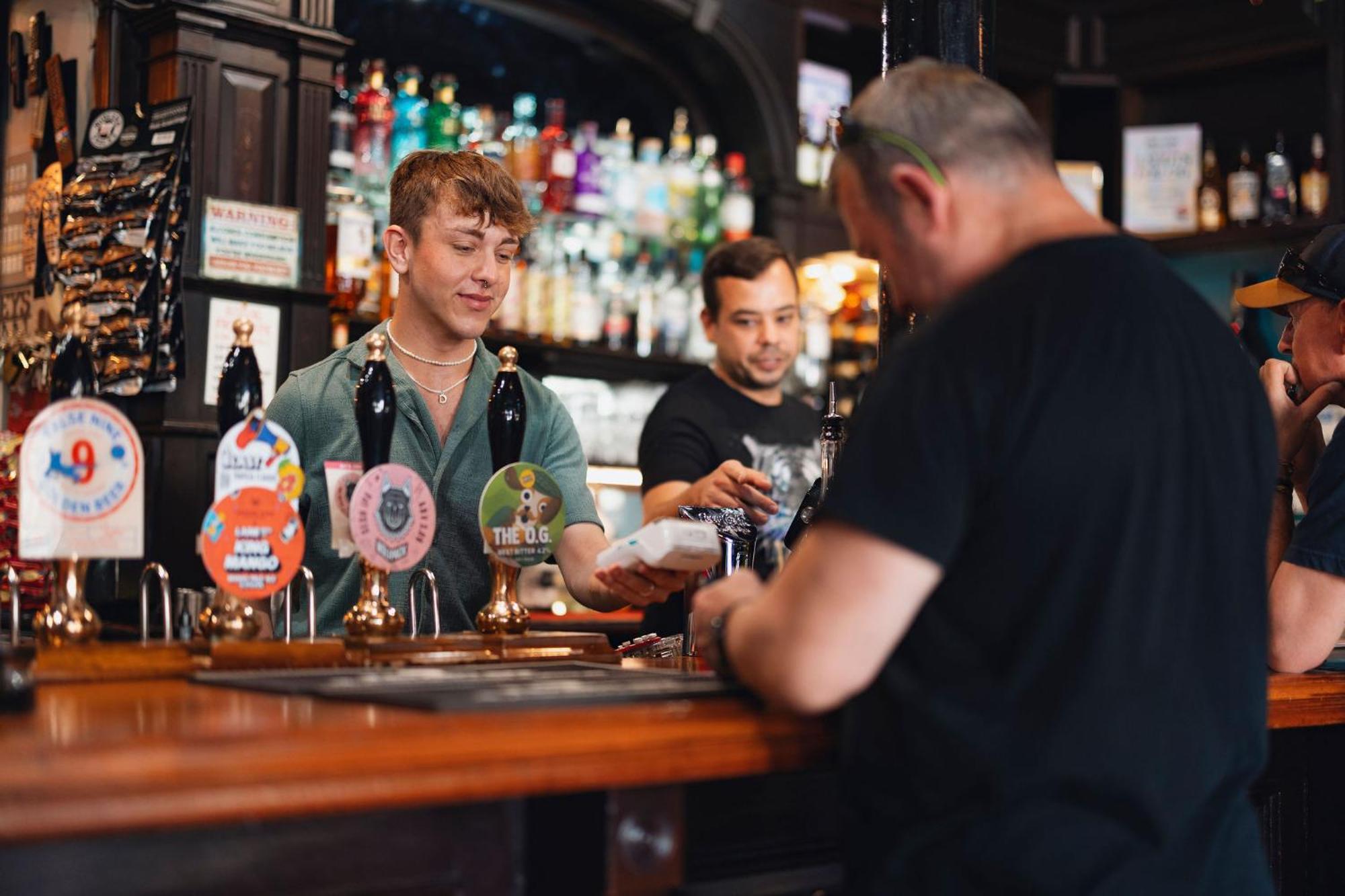 The Grapes Pub Hotel Southampton Exterior photo