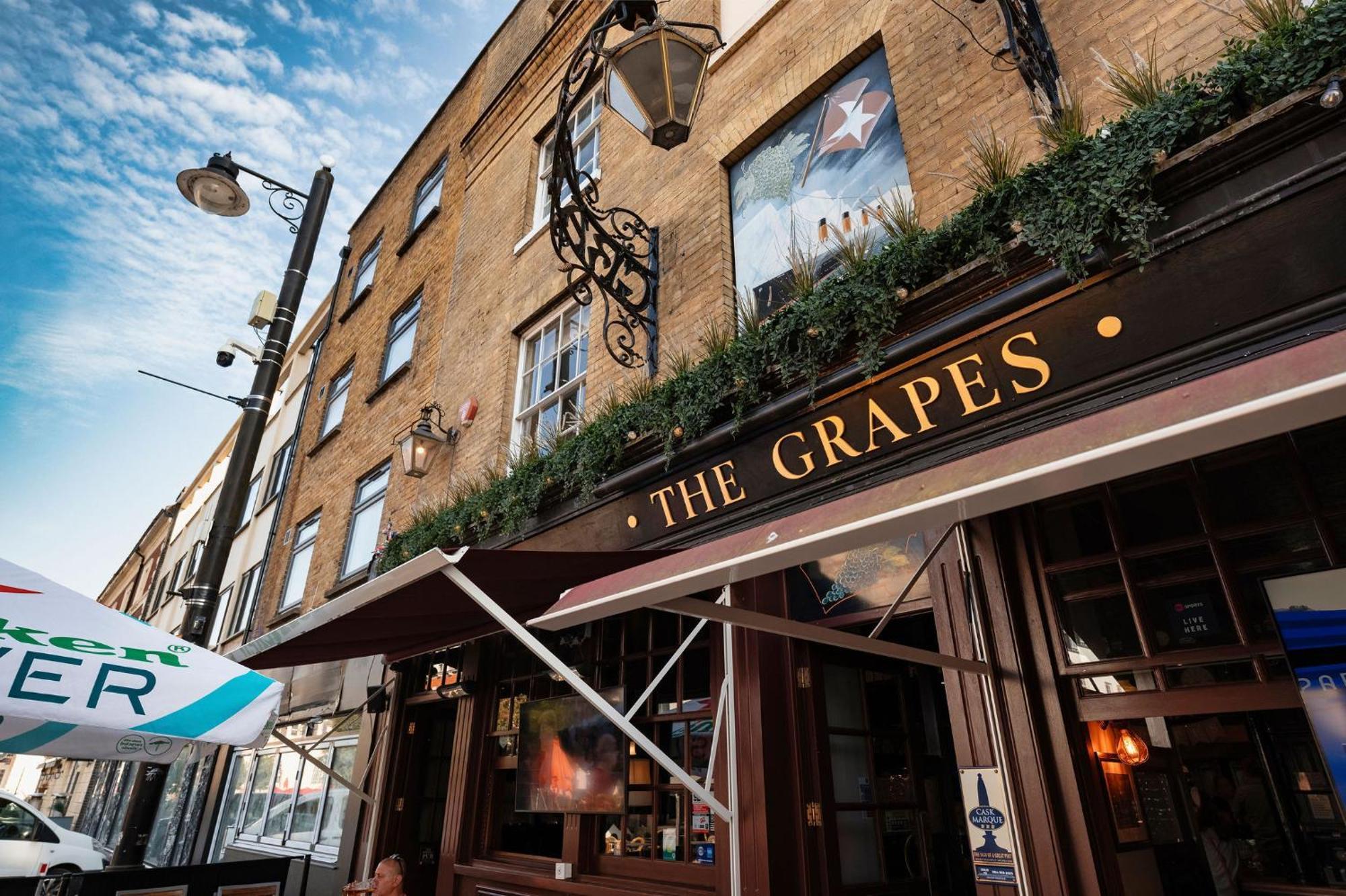 The Grapes Pub Hotel Southampton Exterior photo