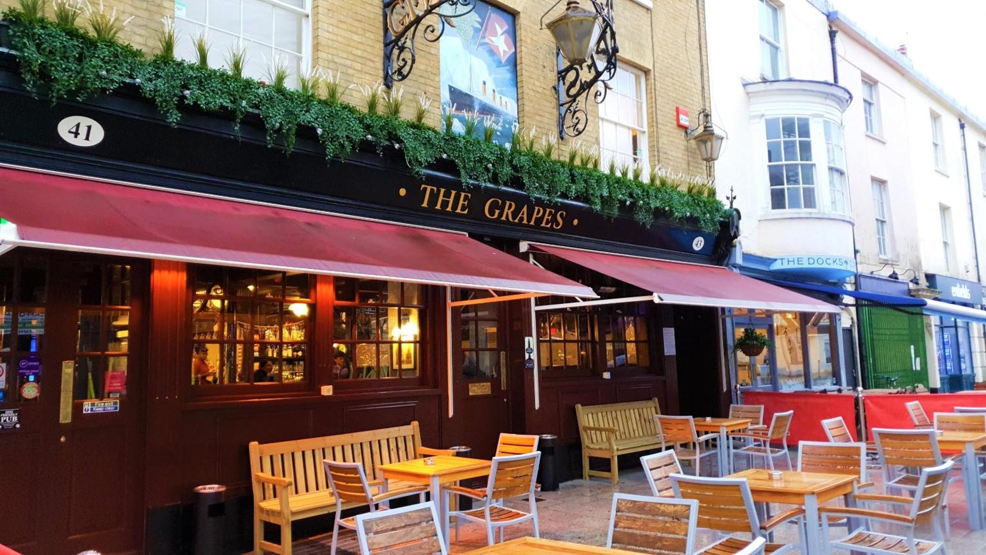 The Grapes Pub Hotel Southampton Exterior photo